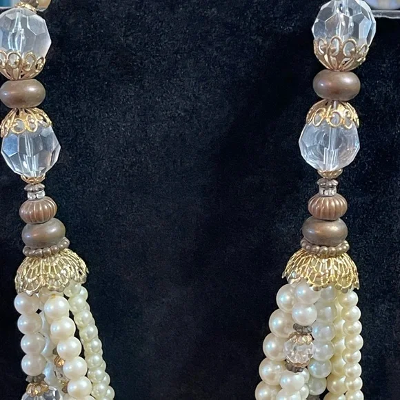 Vintage faux pearl multi strand necklace - Picture 2 of 2